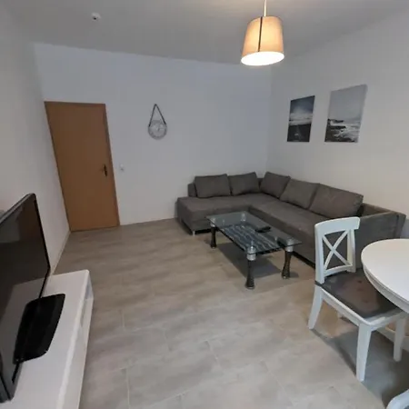 Zwei Zimmer